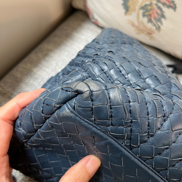 Bottega Veneta Double Chain Tote Stitched Intrecciato Calfskin Medium - Picture 12 of 16